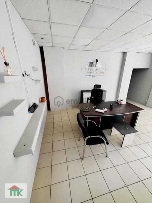 Kayalık Caddesi Üzerinde Kiralık Dükkan - 6