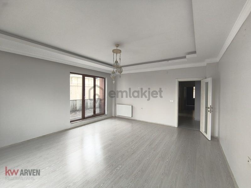 140 M2 3+1 Giriş Kat Bahçeli Ferah Fırsat Daire - 12