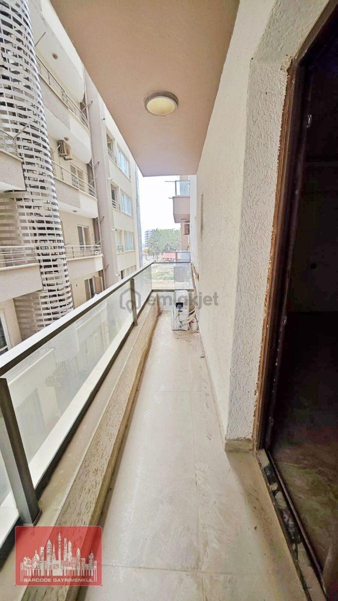 Kışlasaray Mahallesi Valilik Civarı Geniş 2+1 Daire - 24