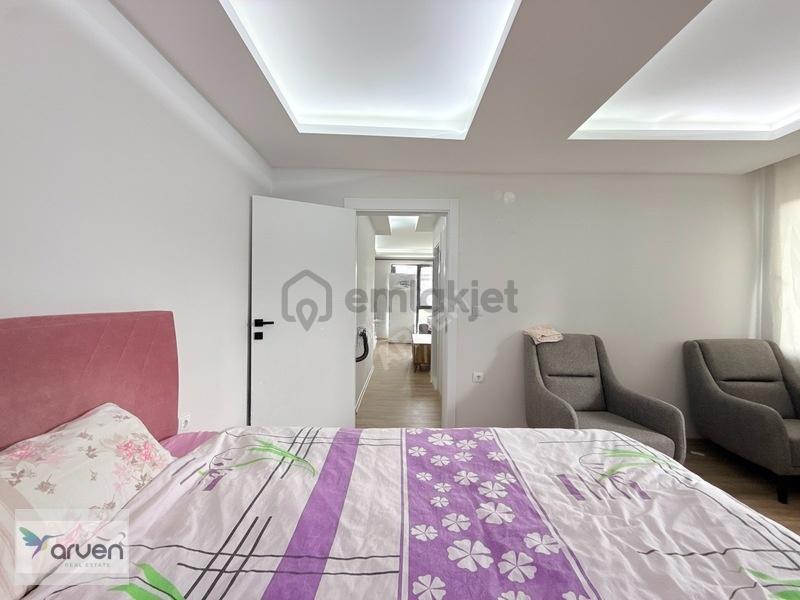 Eşyalı , Bulvara Cephe 1+1 Dairemiz Kiralık - 18