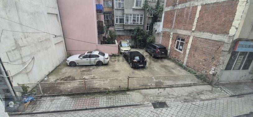 Satılık Merkezi Konumdamutfak Ayrı 2+1 - 24