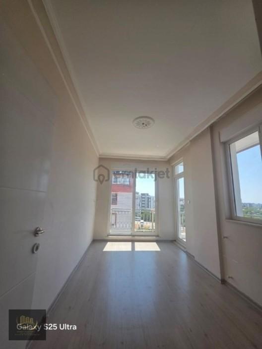 Hüsnü Karakaş Mah. 2+1 Kiralık Daire - 3