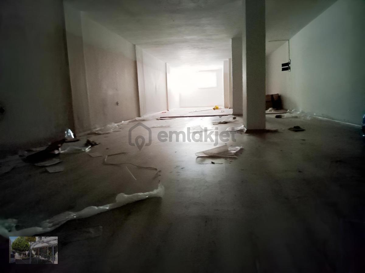 Karşıyaka Çarşıda Batarlı Dükkan - 10