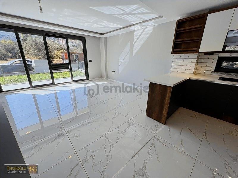 Terzioglu'ndan Gürede Dağ Ve Deniz Manzaralı Villa - 5
