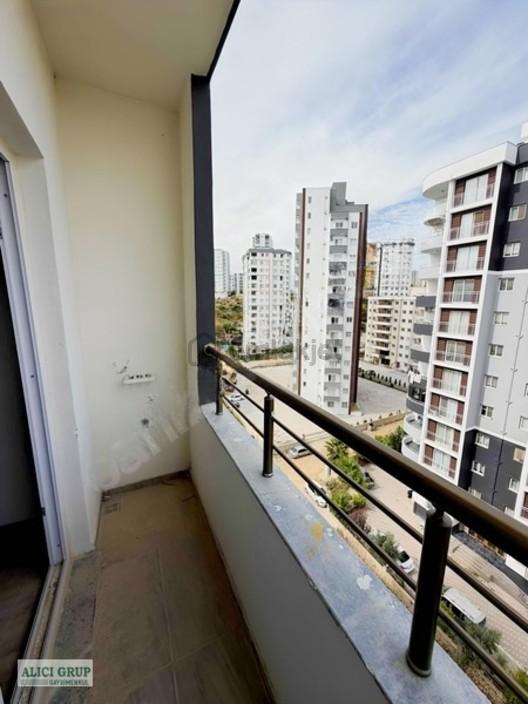 Gültepe Mahallesinde Lüks İşcilikli Satılık 1+1 Daire - 18