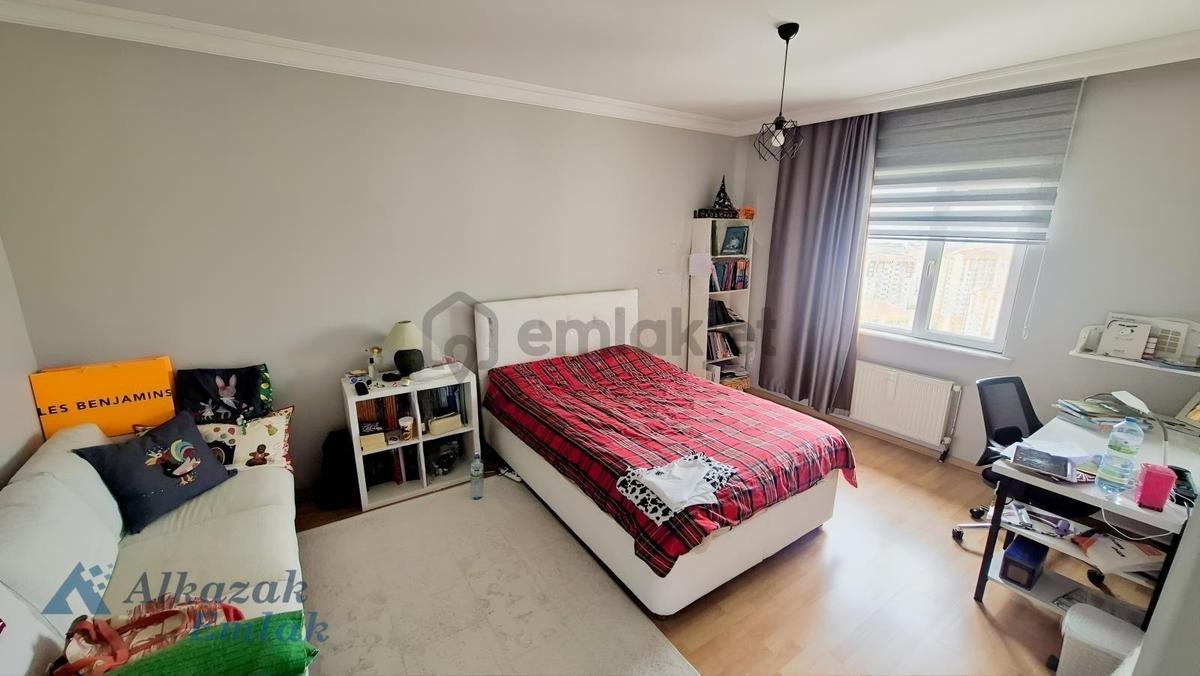 Toki Turkuazda Ck Tipi Ebeveyn Banyolu Satılık 4+1 Daire - 9