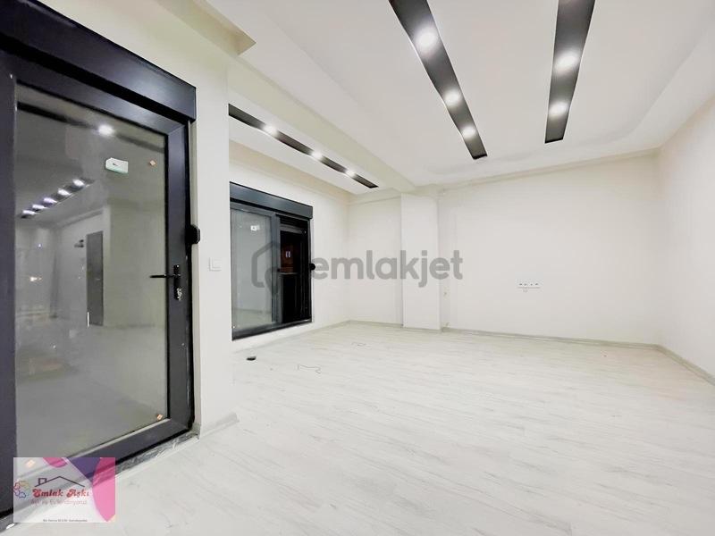Katta Tek Daire Sıfır Önü Açık Cadde Üzeri Harika - 7