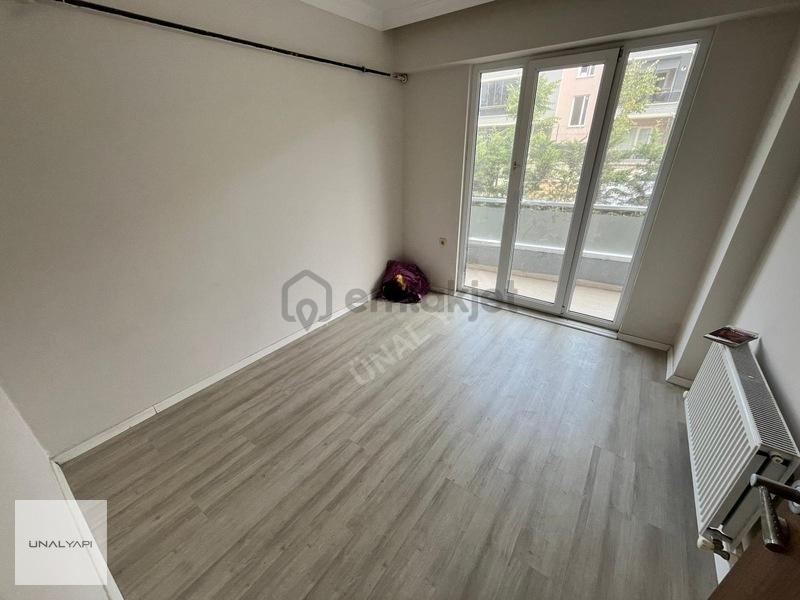 Havuzlu Site İçerisinde Kullanışlı 1+1 Yazlık Daire - 33