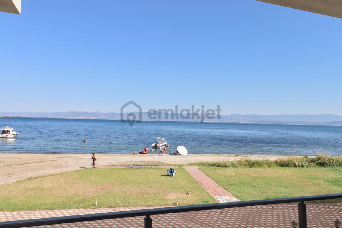 Gürede Denize Sıfır Konumda Yıllık Eşyalı Villa - 32
