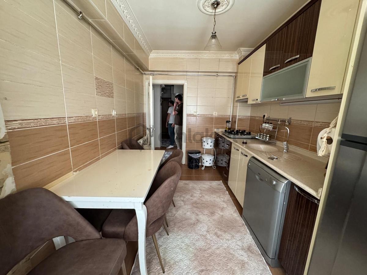 3+1 Giriş Kat Yozgat Bulvar Paraleli Ulaşımı Kolay Acil Satılık - 6