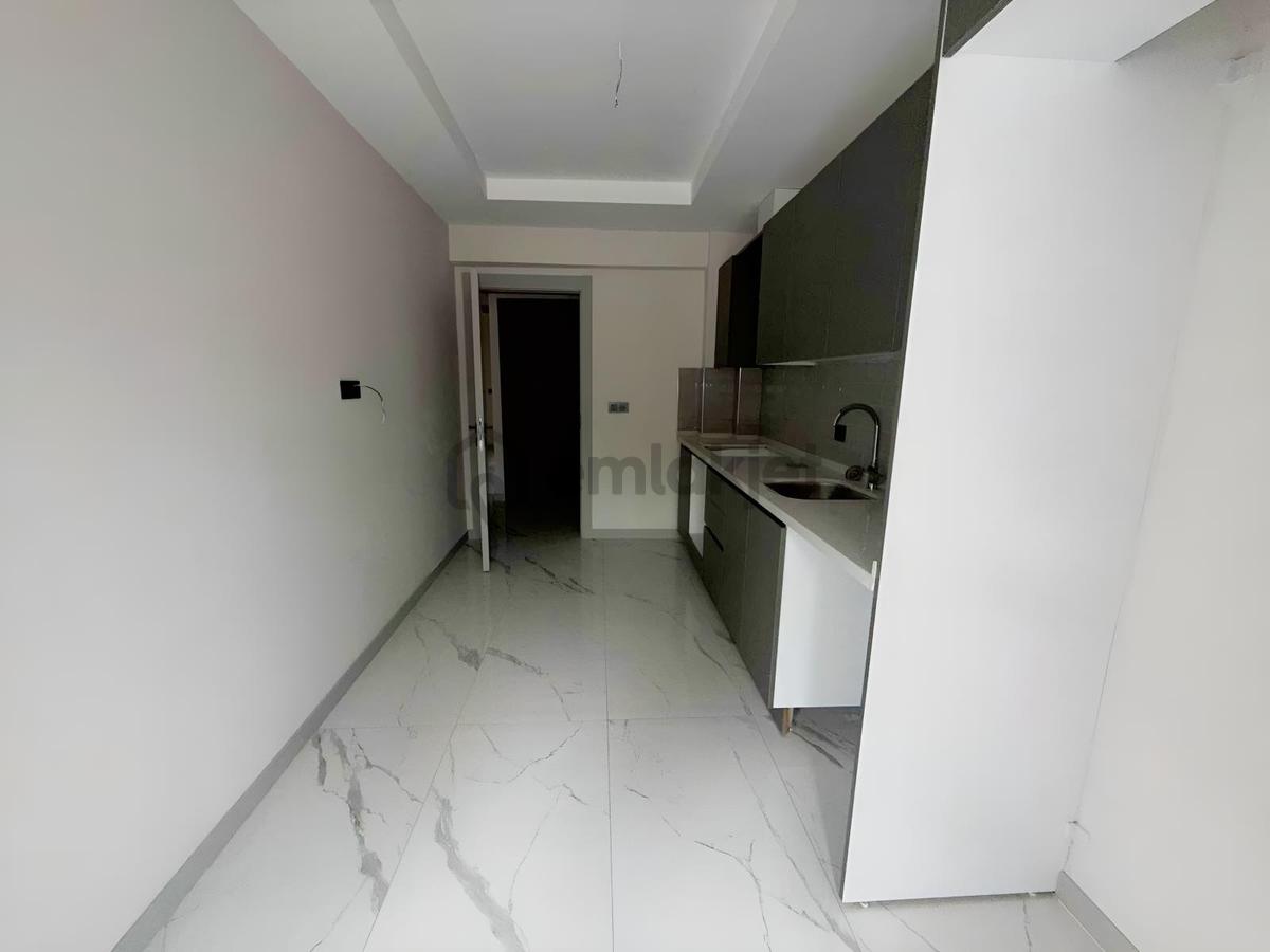 Atça'da 2+1, 140m², Ayrı Mutfaklı Asansörlü Doğalgazlı Daire - 12