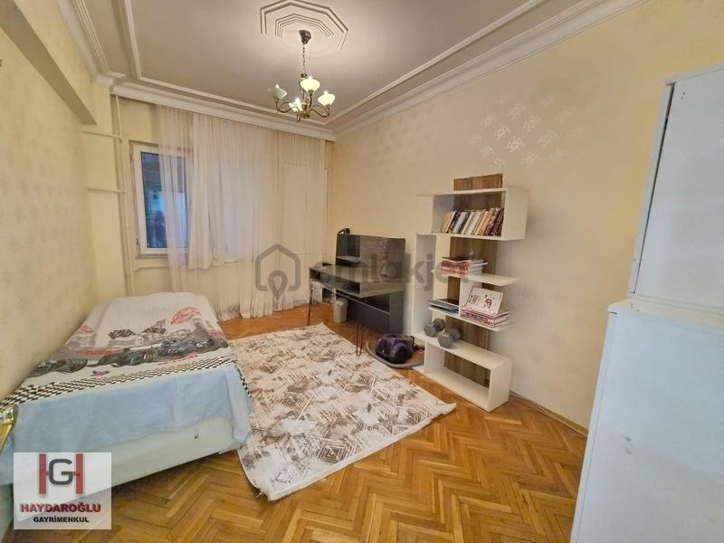 Batıkent'te Emsallerinden Uygun 3+1 Satılık Daire - 12