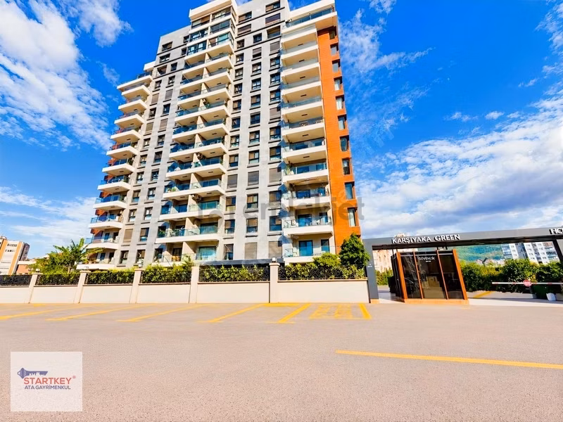 Karşıyaka Green Sitesi'nde 3+1 Satılık Daire - 2
