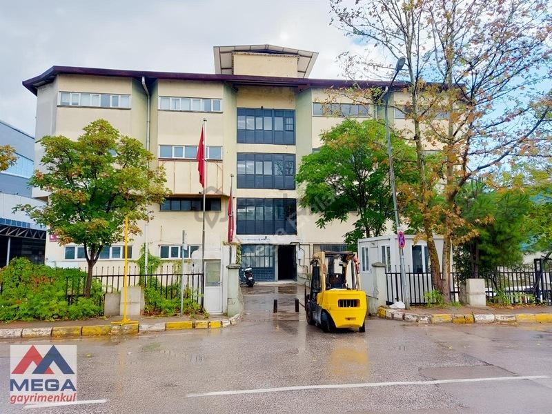 Ümraniye Osb'de Saraçoğlu İş Merkezi Düz Giriş 170m2 Net