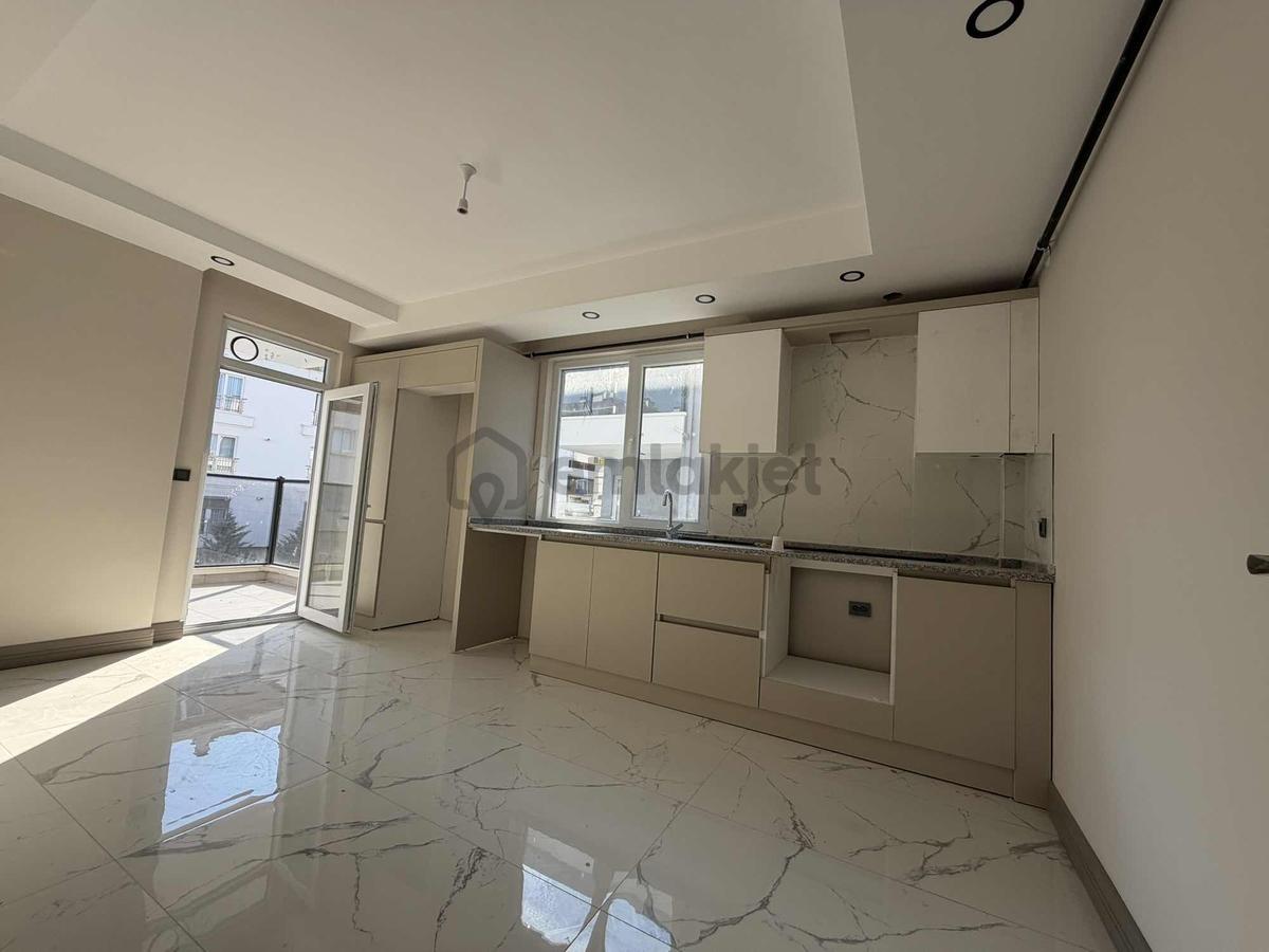 Lotus'tan Hasas Mahallesi Site İçerisinde Satılık 3+1 Daire - 5