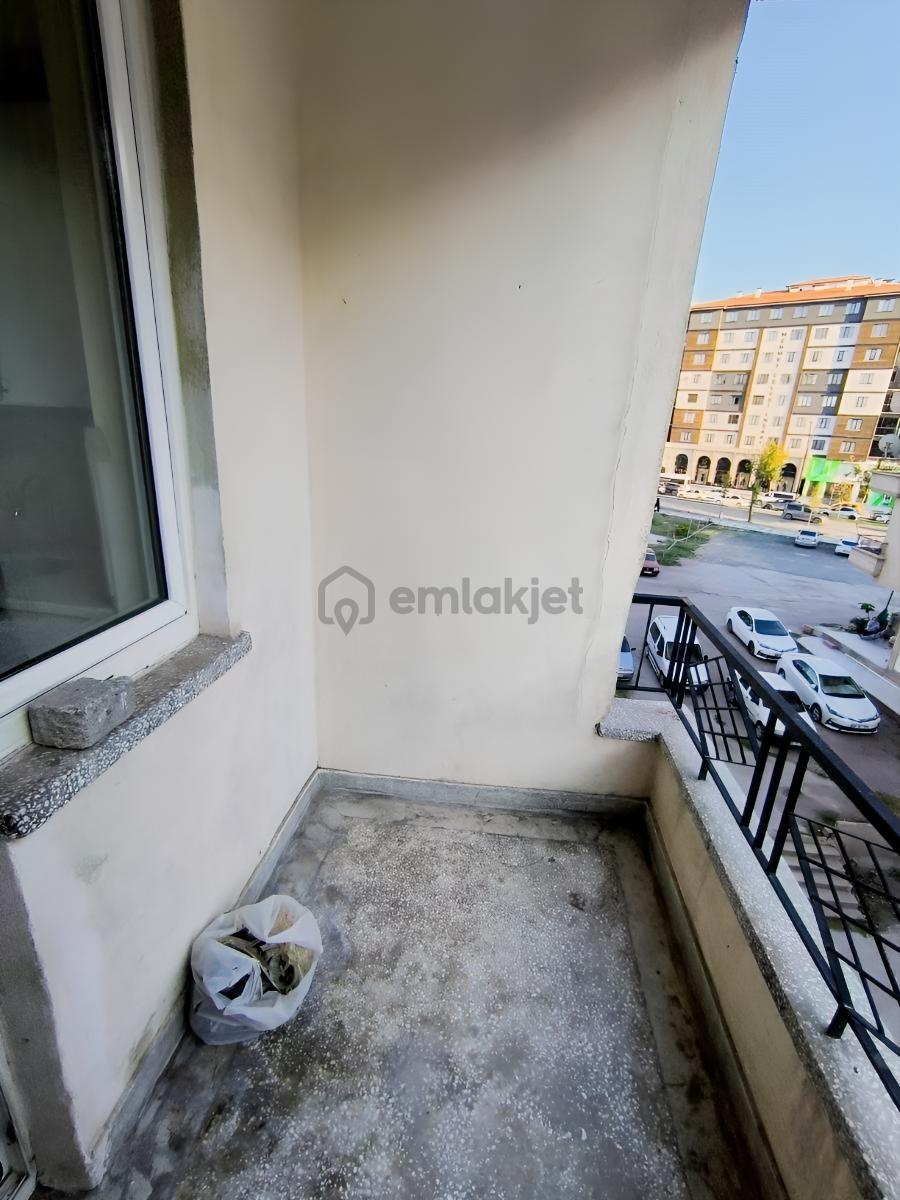 Lotus Dan Taşpazar Da Asansörlü 3+1 Kiralık - 18