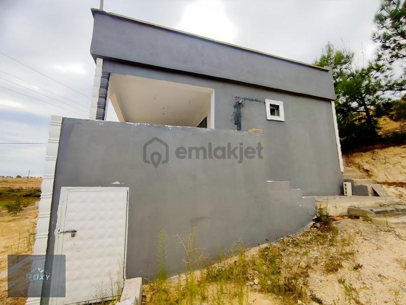 Roxy Group'tan Almalı'da Asfalt Yol Üzeri 2+1 Bağ Evi Tek Tapu - 15