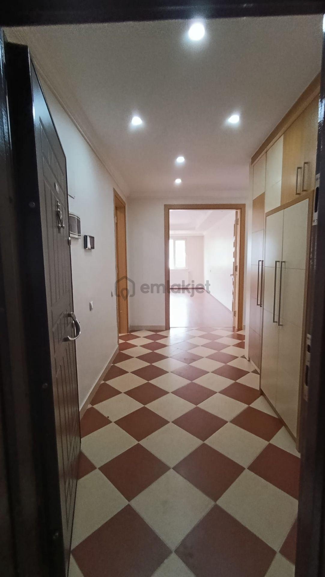 Gerzele'de Geniş Balkonlu 4+1 Kiralık Daire - 6