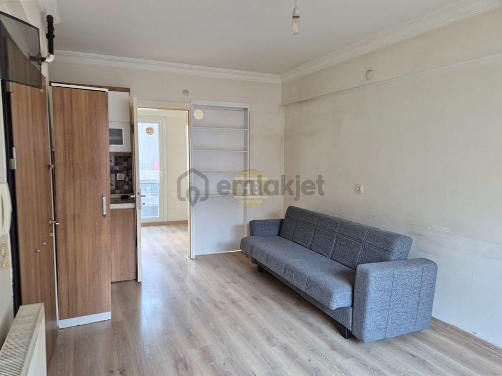 Hb'den 1+1 Kiralık Daire,kurtuluş Mahallesi'nde Ara Kat Doğalgazlı - 2