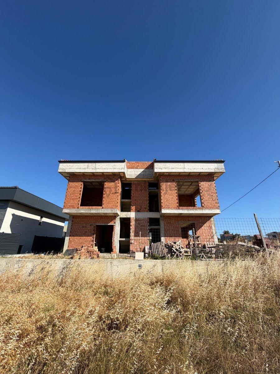 Silivri Balabanda Müstakil Natamam Satılık Villa