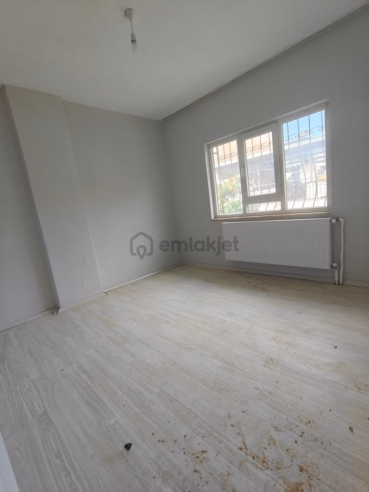 Aydın Efeler Kemer'de Satılık Yenilenmiş 2+1 Daire - 9