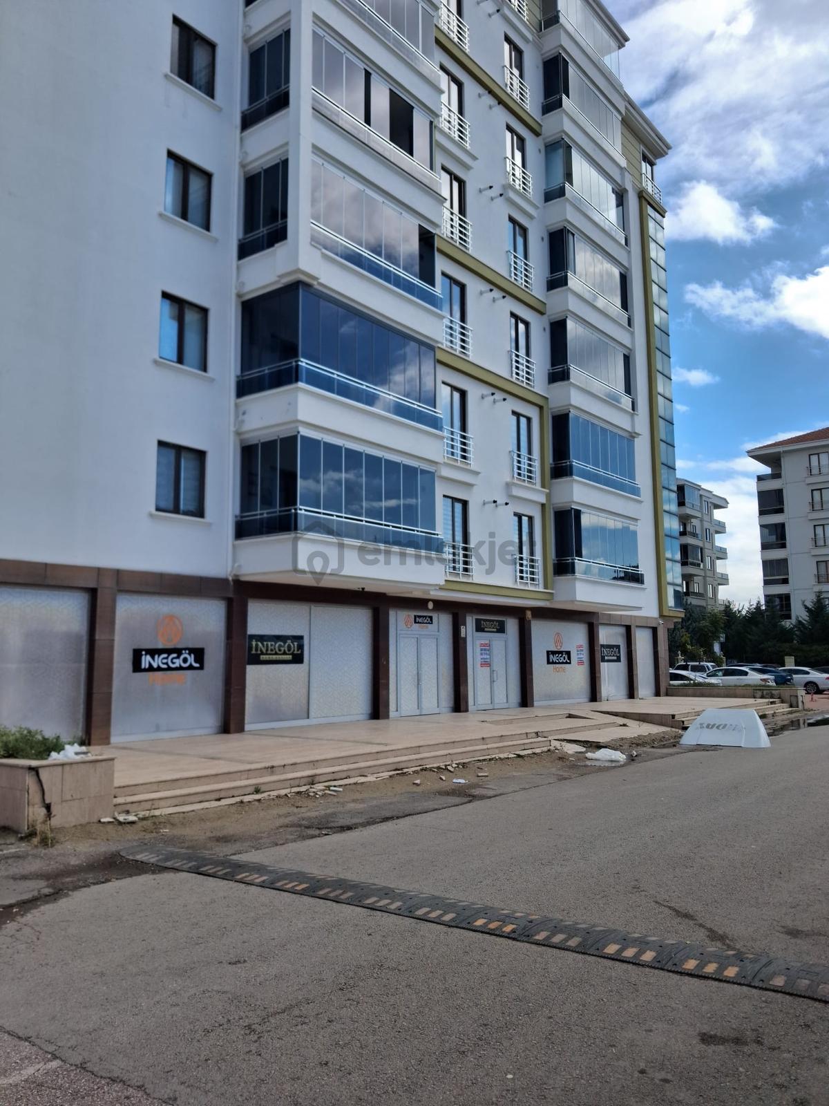 Aksaray Nakkaşda Satılık Kupon Dükkan - 4