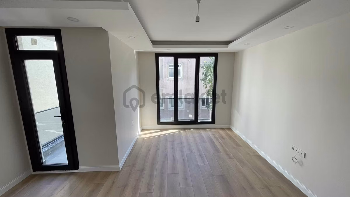 Satılık Avcılar Merkezde Ferah 2+1 Daire - 6