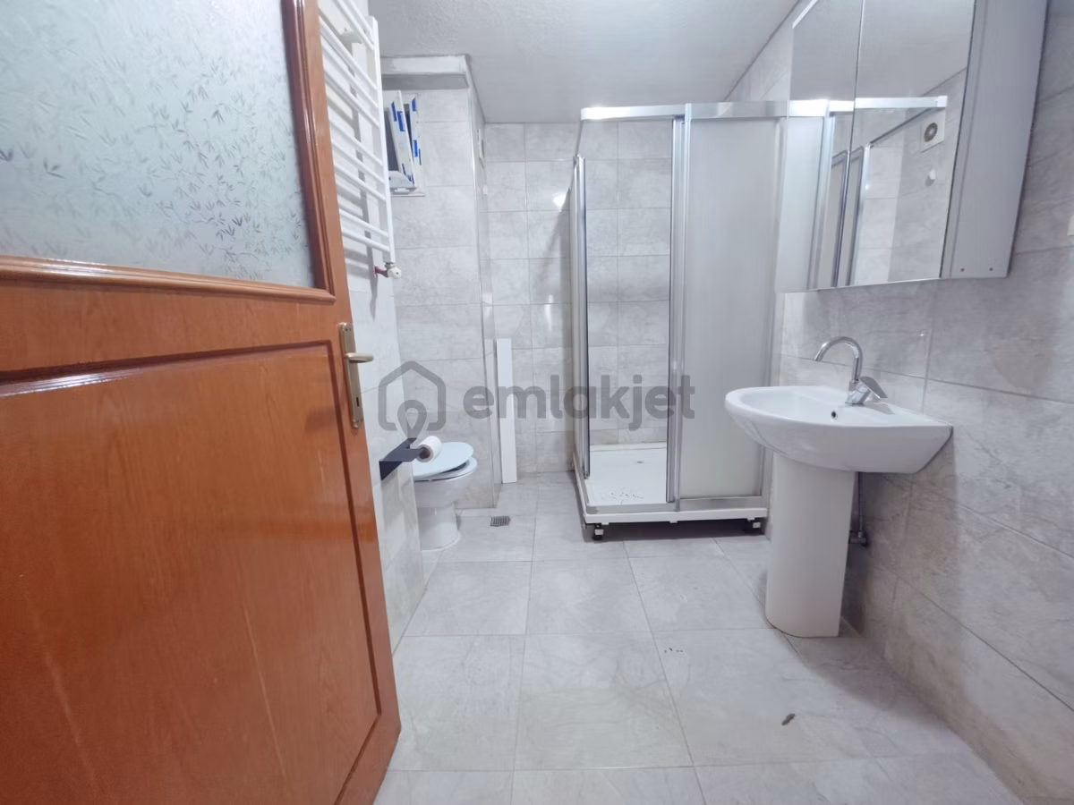 Pendik Çamcesmede Kiralık 2+1 115 M2 3cü Kat Daire - 21