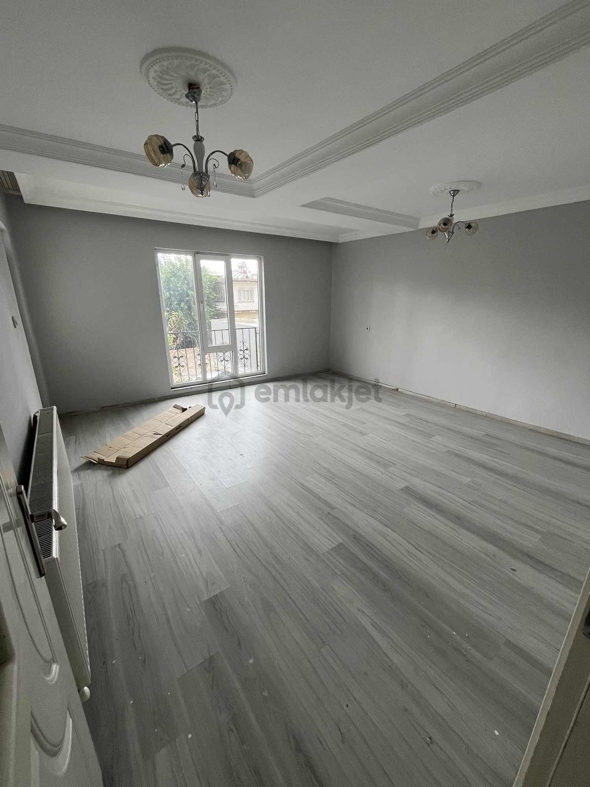 Arda'dan Bahçelievlerde 3+1 Kiralık Fırsat Daire - 12