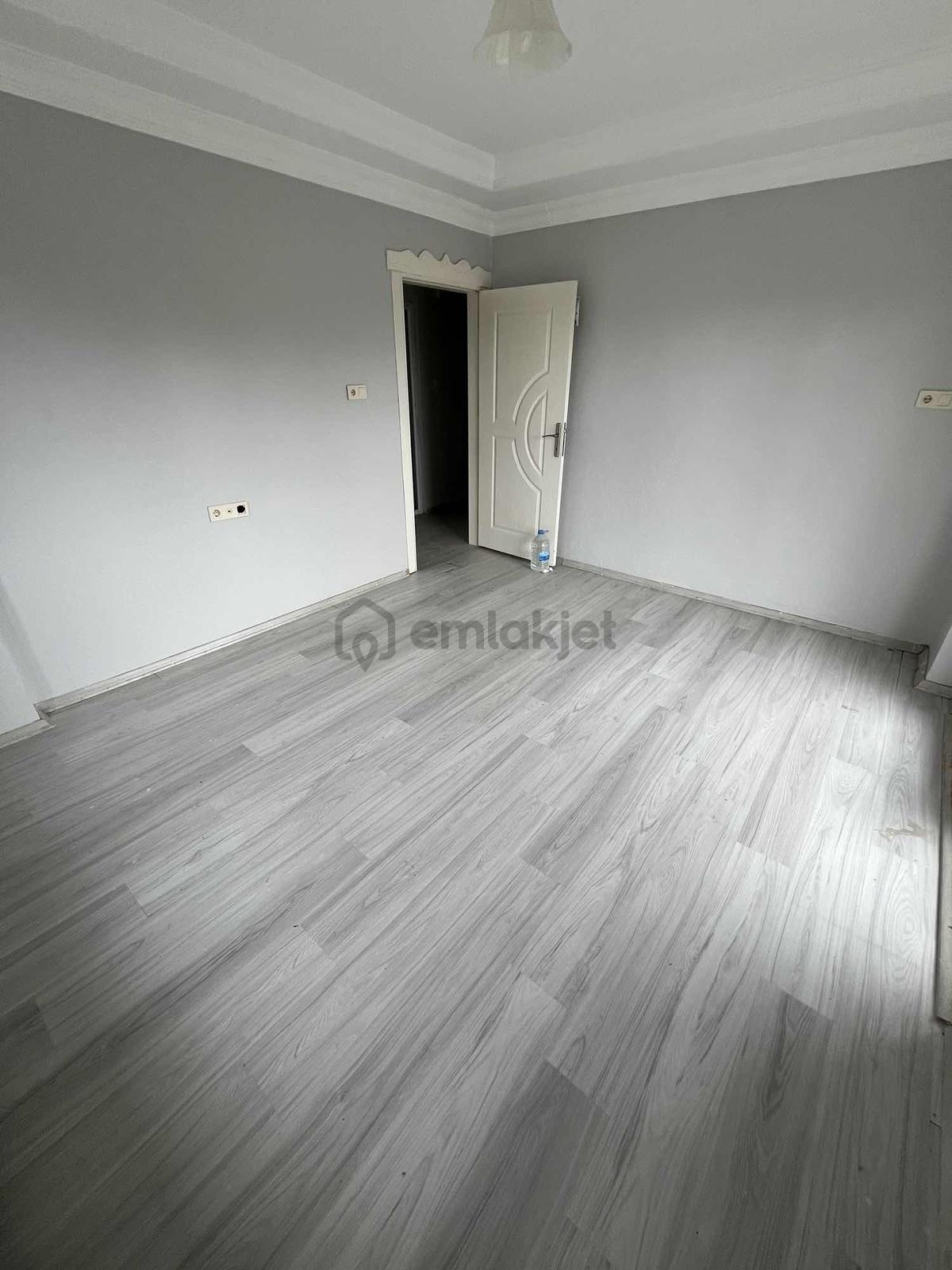 Arda'dan Bahçelievlerde 3+1 Kiralık Fırsat Daire - 11