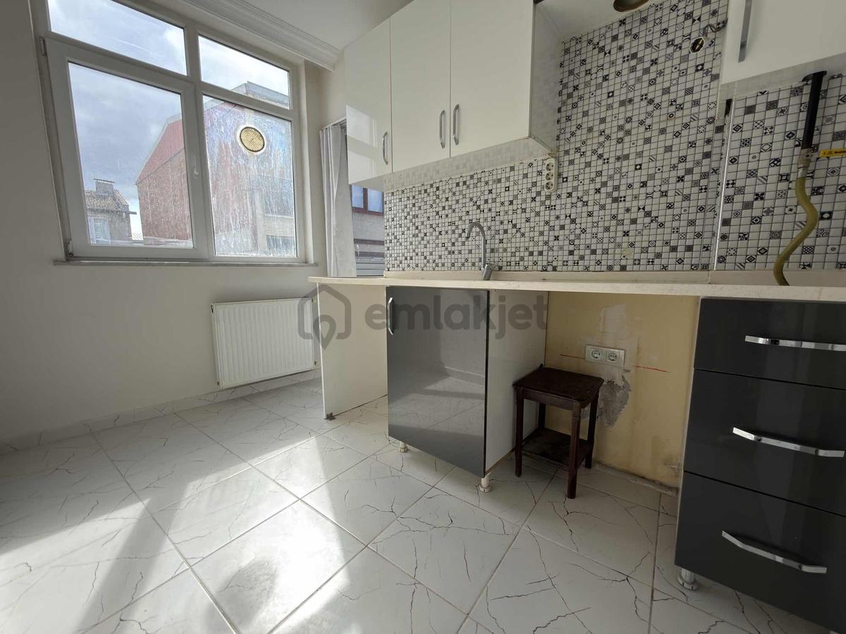 Kayalarda Emekte 2+1 Cadde Üstü Arakat Asansörlü Daire - 12