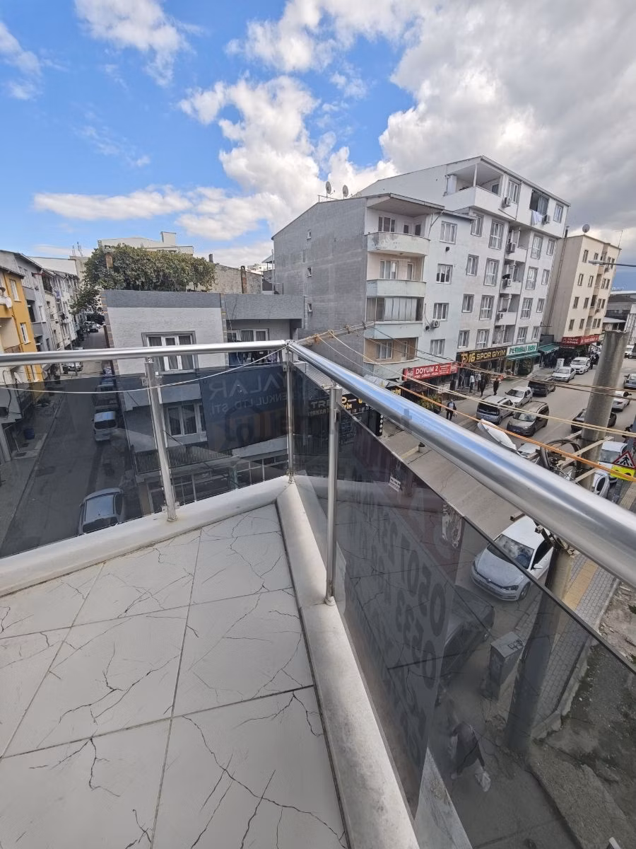 Kayalarda Emekte 2+1 Caddeüstu Arakat Asansörlü Daire - 5