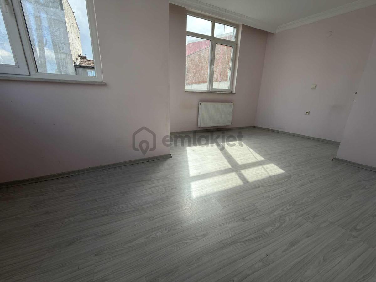 Kayalarda Emekte 2+1 Cadde Üstü Arakat Asansörlü Daire - 26