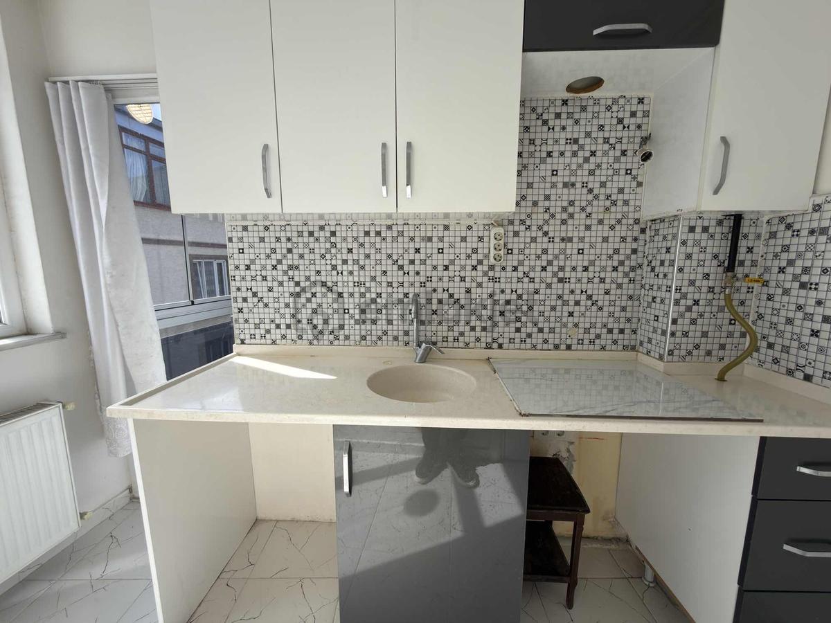 Kayalarda Emekte 2+1 Cadde Üstü Arakat Asansörlü Daire - 16