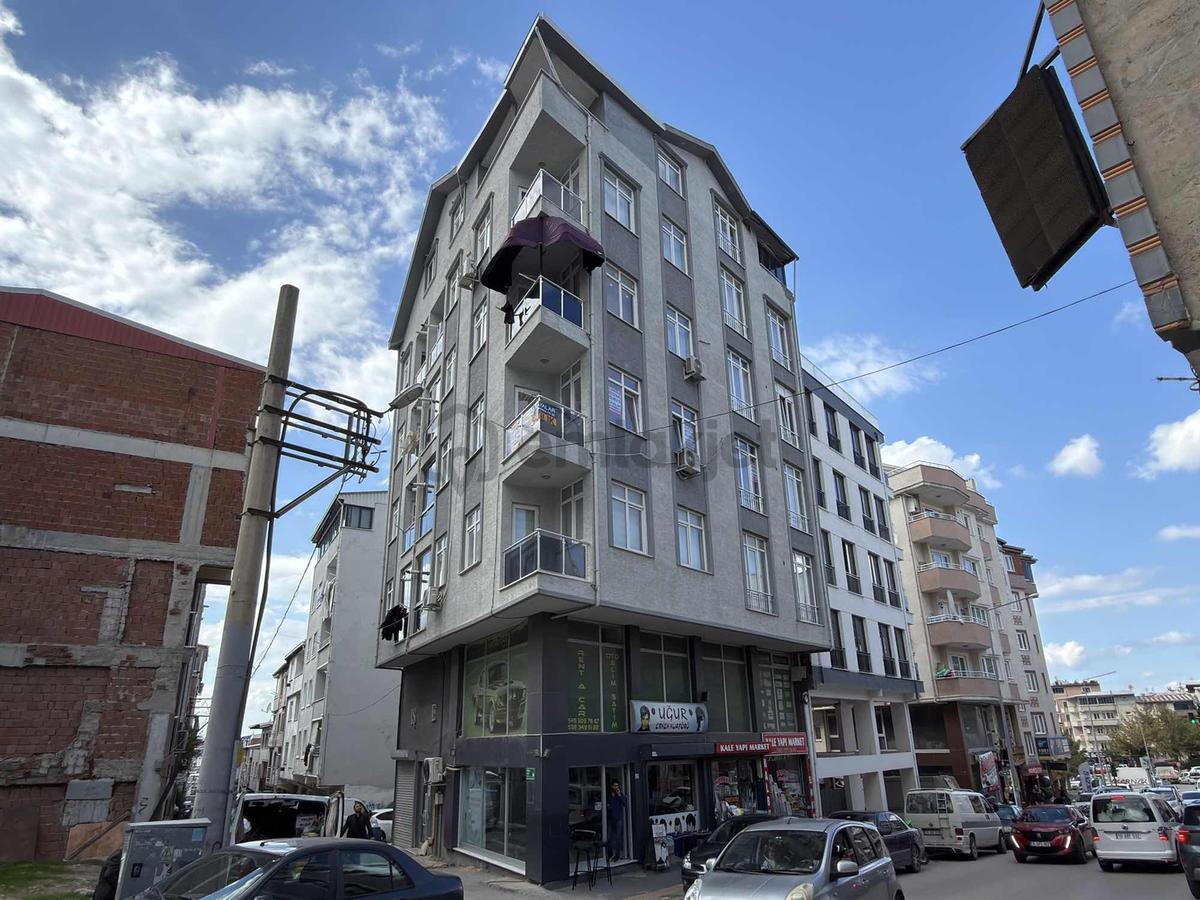 Kayalarda Emekte 2+1 Cadde Üstü Arakat Asansörlü Daire - 3