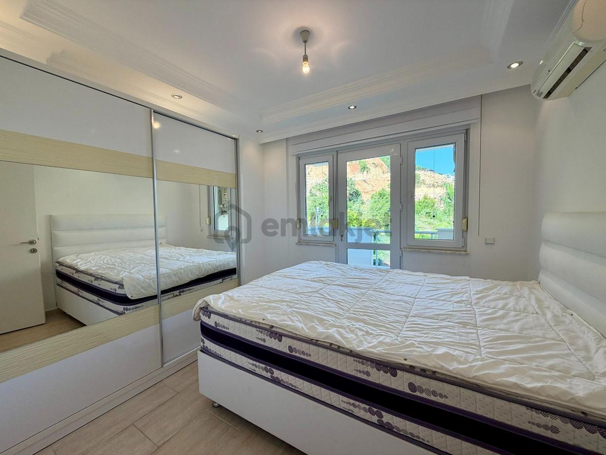 Alanya Kleopatra’da Panoramik Deniz Manzaralı Full Eşyalı 3+1 Penthouse - 8