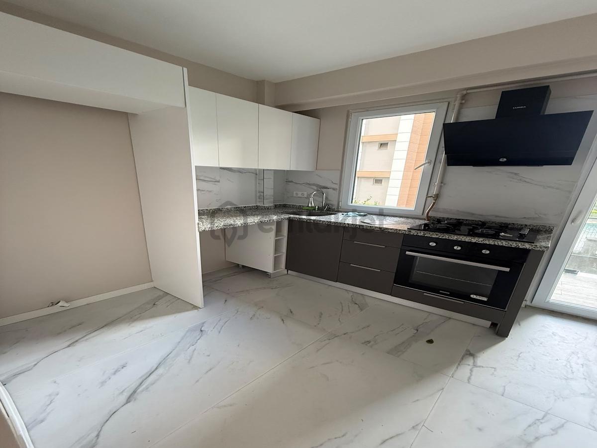 Site İçerisinde Kiralık Havuz Manzaralı 2+1 Daire - 23