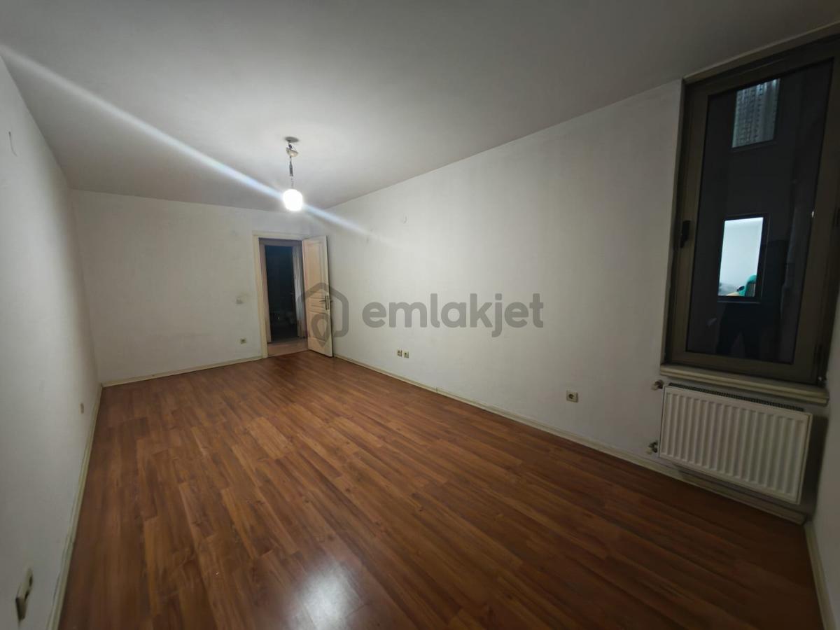 Hisar'dan 100. Yıl Bulvarına Cephe 140 M2 3+1 Geniş Daire - 19