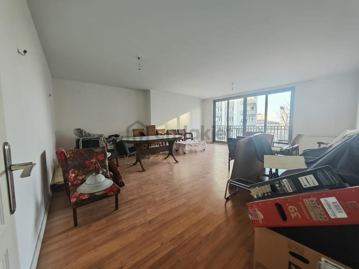 Hisar'dan 100. Yıl Bulvarına Cephe 140 M2 3+1 Geniş Daire - 4