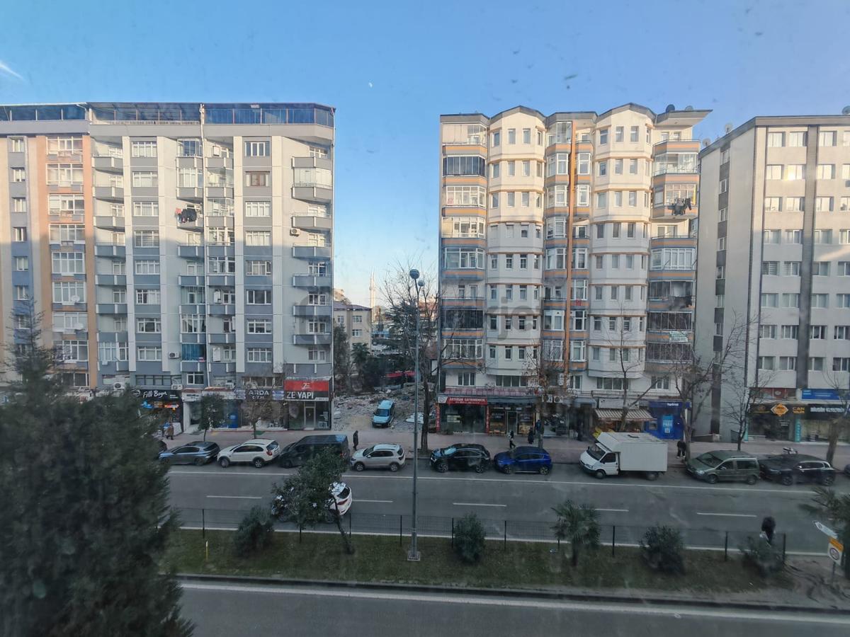 Hisar'dan 100. Yıl Bulvarına Cephe 140 M2 3+1 Geniş Daire - 33
