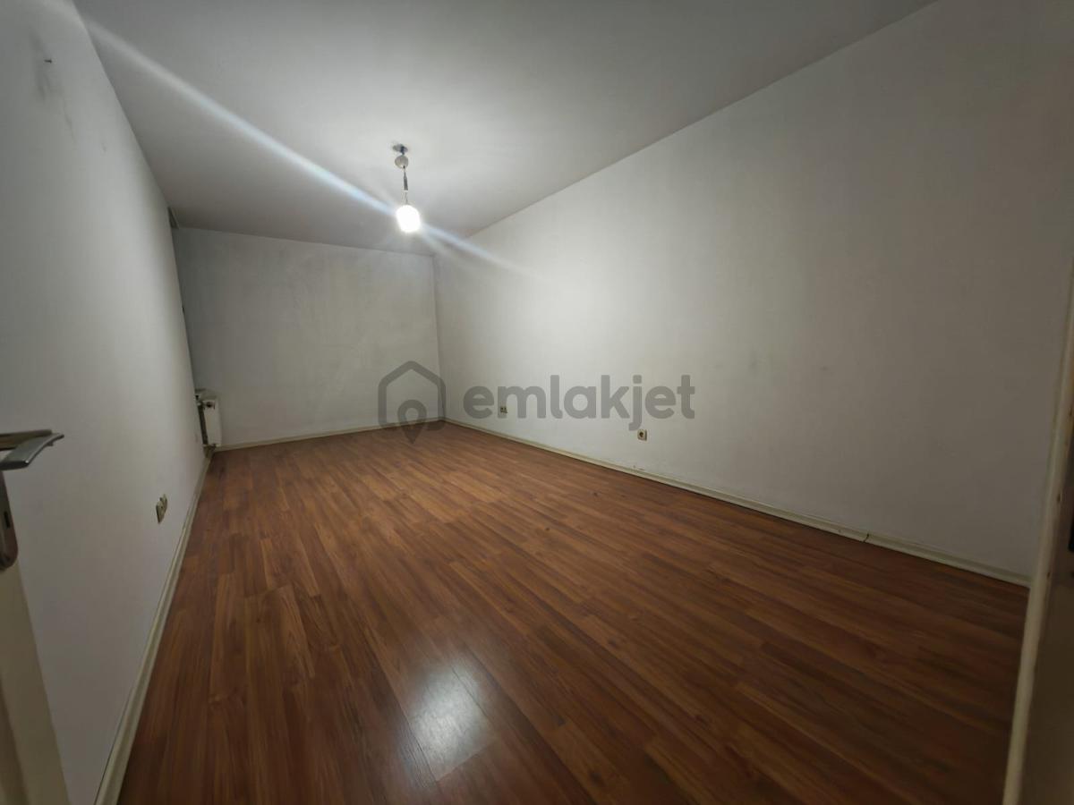 Hisar'dan 100. Yıl Bulvarına Cephe 140 M2 3+1 Geniş Daire - 21
