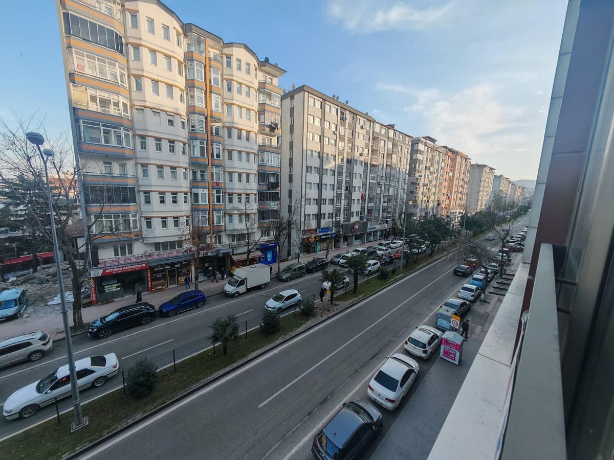 Hisar'dan 100. Yıl Bulvarına Cephe 140 M2 3+1 Geniş Daire - 32