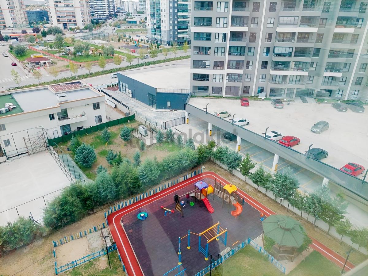 İstanbul Yolu Metro İstasyonu Yakını Ara Kat Kiralık 4+1 Daire