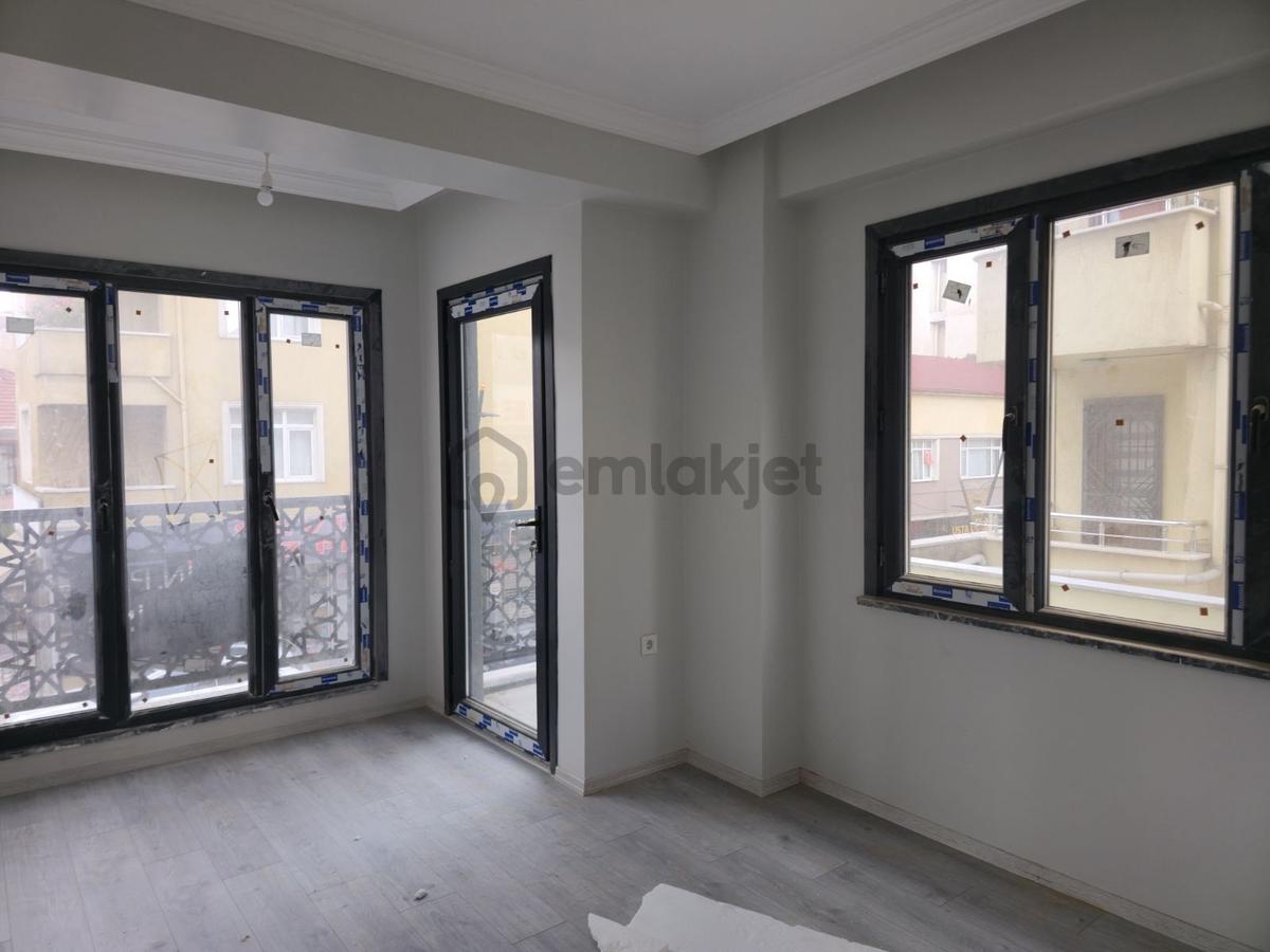 Pendik Esenyalı'da Sıfır Binada Kiralık 2+1 Daire