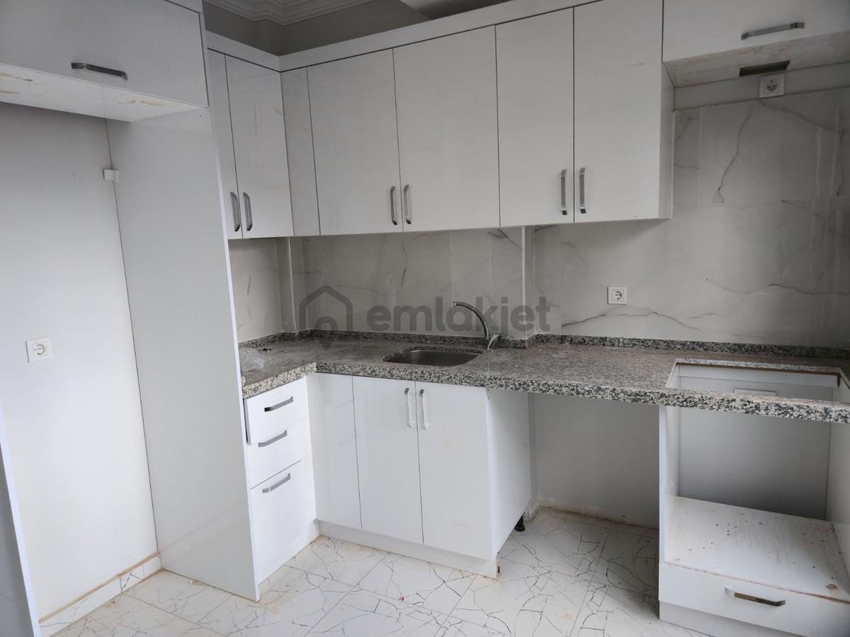 Pendik Esenyalı'da Sıfır Binada Kiralık 2+1 Daire - 17