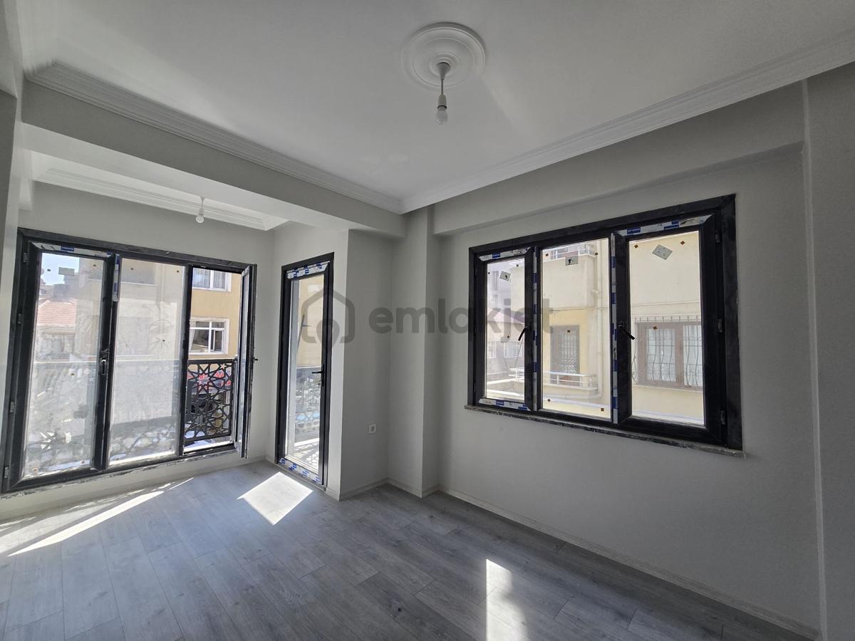 Pendik Esenyalı'da Sıfır Binada Kiralık 2+1 Daire - 42