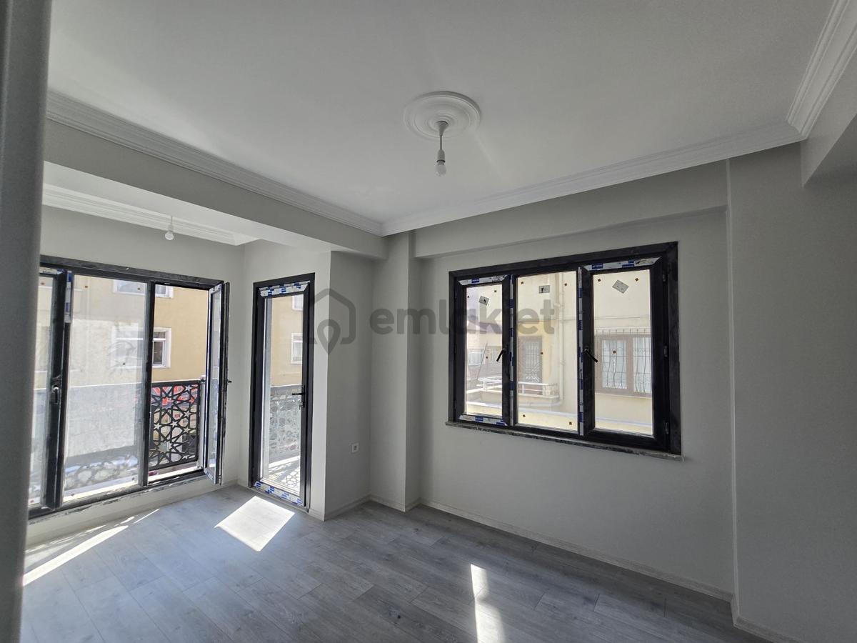 Pendik Esenyalı'da Sıfır Binada Kiralık 2+1 Daire - 31