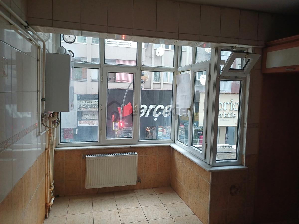 İzmit Merkez'de Kiralık 3+1 Kiralık Daire - 11
