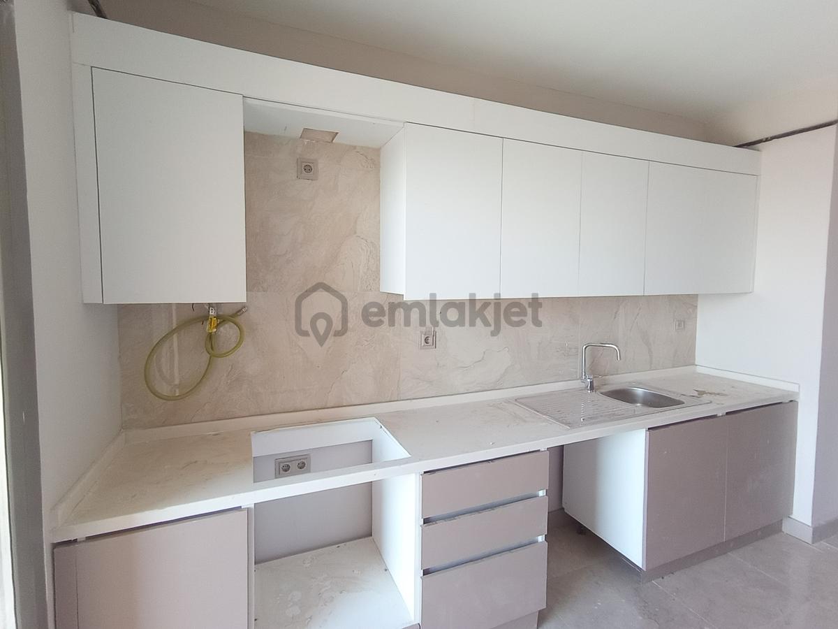 Germenıcıa'dan Güneşevler Toki'de 3+1 Kiralık Daire - 17
