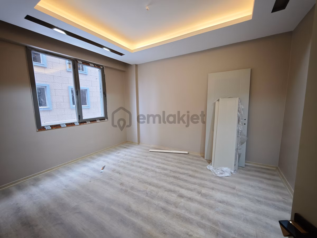 Evbul'dan İzyıl Koru Park Arkasında Satılık 2+1 Ara Kat Daire - 11